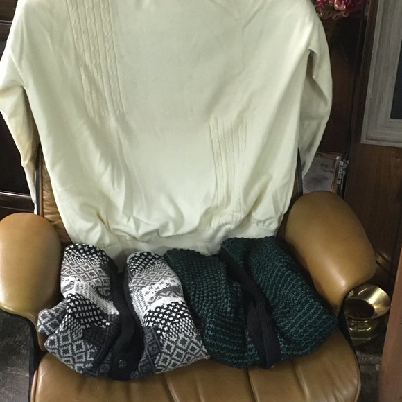 Golf Sweaters - Picture 1 of 1